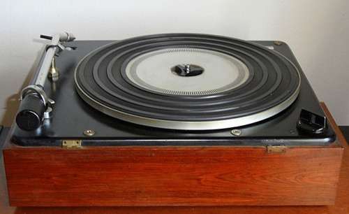 BANG and OLUFSEN TURNTABLE BEOGRAM 1000