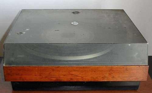 BANG and OLUFSEN TURNTABLE BEOGRAM 1000