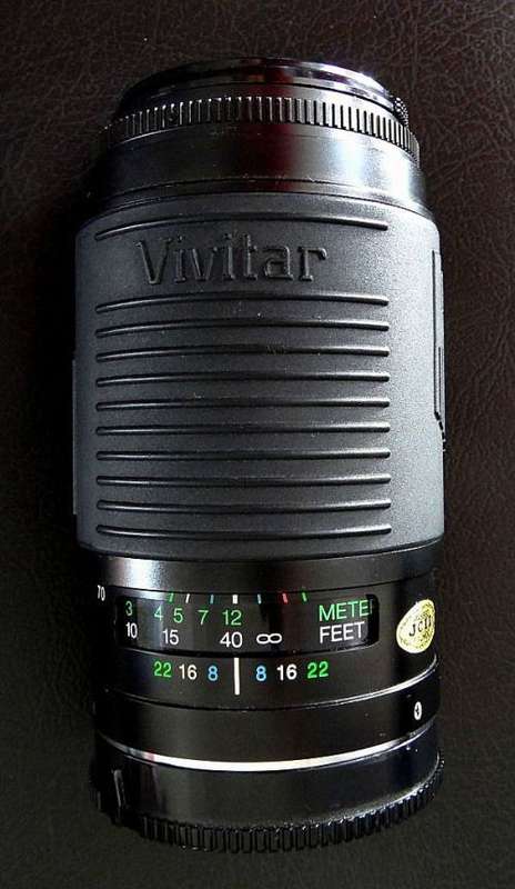 MINOLTA-VIVITAR  AUTO FOCUS ZOOM 70-210mm  MACRO 1: 4.5-5.6 MC  LICENSED BY MINOLTA 97082762  JAPAN