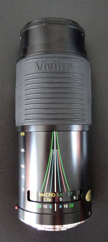MINOLTA-VIVITAR  AUTO FOCUS ZOOM 70-210mm  MACRO 1: 4.5-5.6 MC  LICENSED BY MINOLTA 97082762  JAPAN