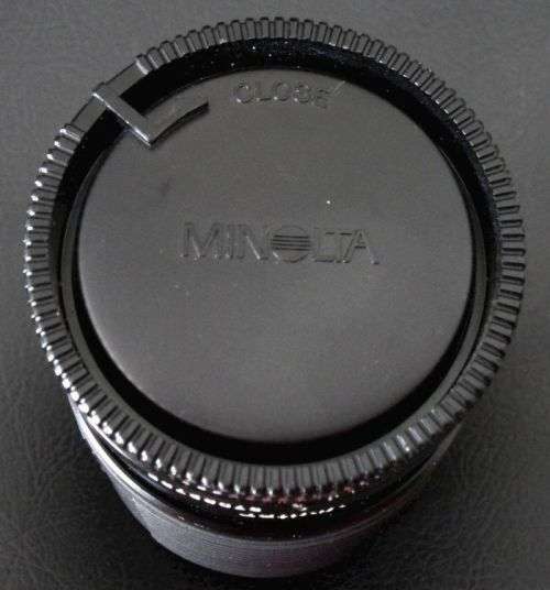 MINOLTA-VIVITAR  AUTO FOCUS ZOOM 70-210mm  MACRO 1: 4.5-5.6 MC  LICENSED BY MINOLTA 97082762  JAPAN
