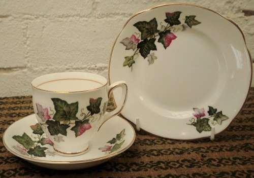 Duchess "Ivy Leaves" Tea Trio