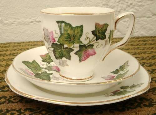 Duchess "Ivy Leaves" Tea Trio