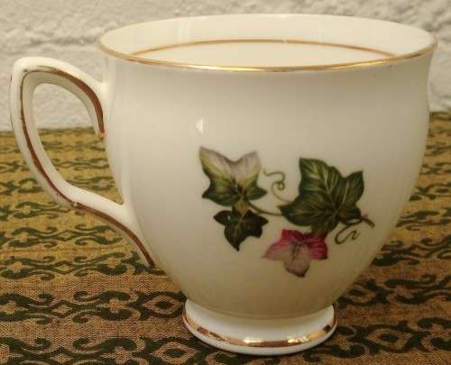 Duchess "Ivy Leaves" Tea Trio