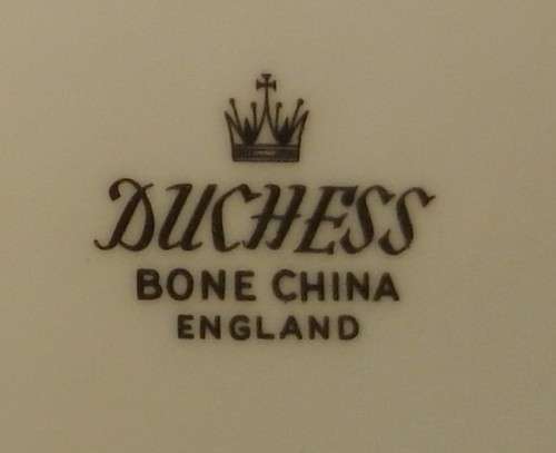 Duchess "Ivy Leaves" Tea Trio