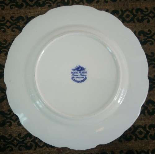 Royal Albert "Connoisseur" Cake/Side Plate