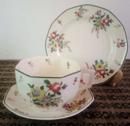 Royal Doulton "Old Leeds Sprays" Breakfast Trio