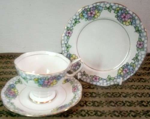 Royal Albert "Trellis" Tea Trio