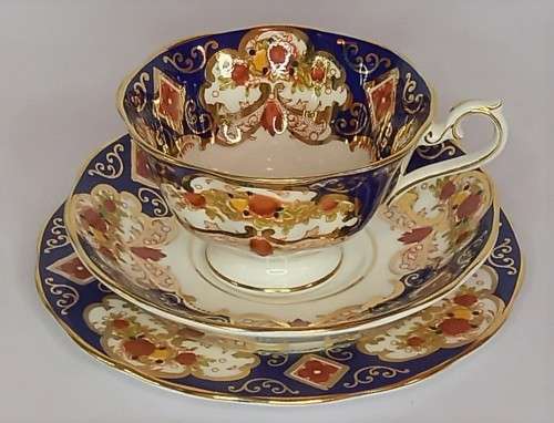 Royal Albert `Heirloom` (Avon Shape) Trio *RARE*