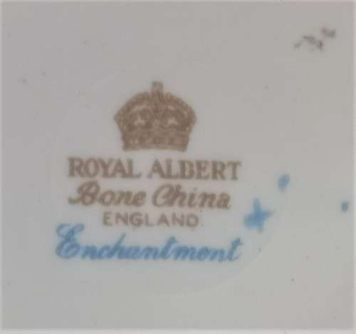 Royal Albert `Enchantment` Trio !!READ!!