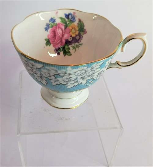 Royal Albert `Enchantment` Trio !!READ!!