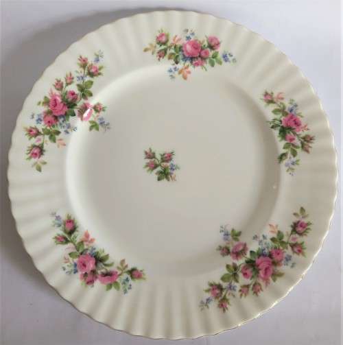 Royal Albert `Moss Rose` Dinner Plate