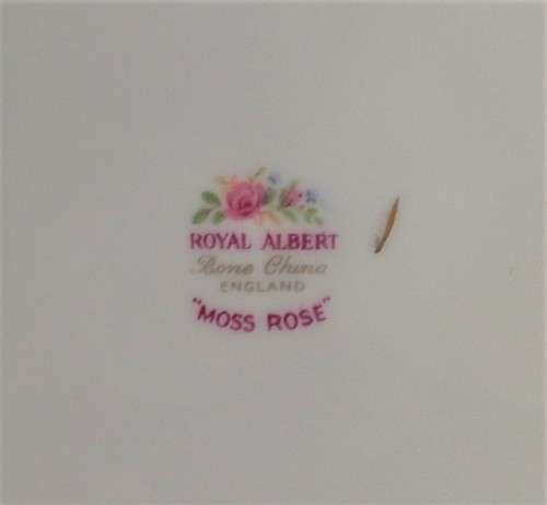 Royal Albert `Moss Rose` Dinner Plate