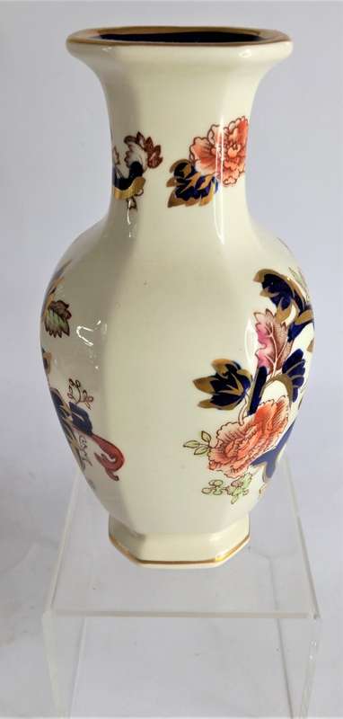 Mason`s `Blue Mandalay` Vase
