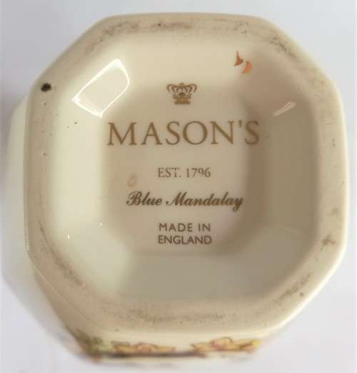 Mason`s `Blue Mandalay` Vase