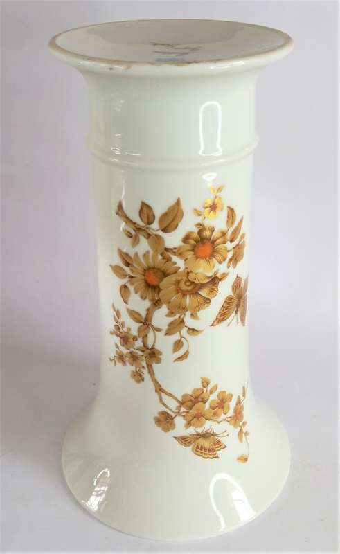 Large Kaiser `Madeleine` Trumpet Vase