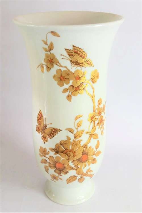 Large Kaiser `Madeleine` Vase (25cm)