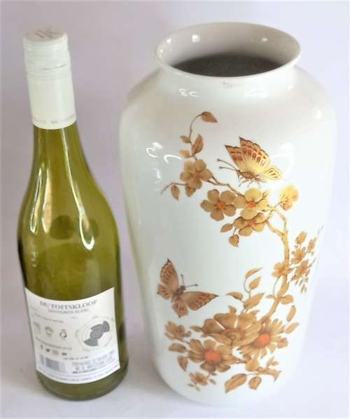 Oversized Kaiser `Madeleine` Vase (28.5cm)