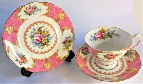 Royal Albert `Lady Carlyle` Trio