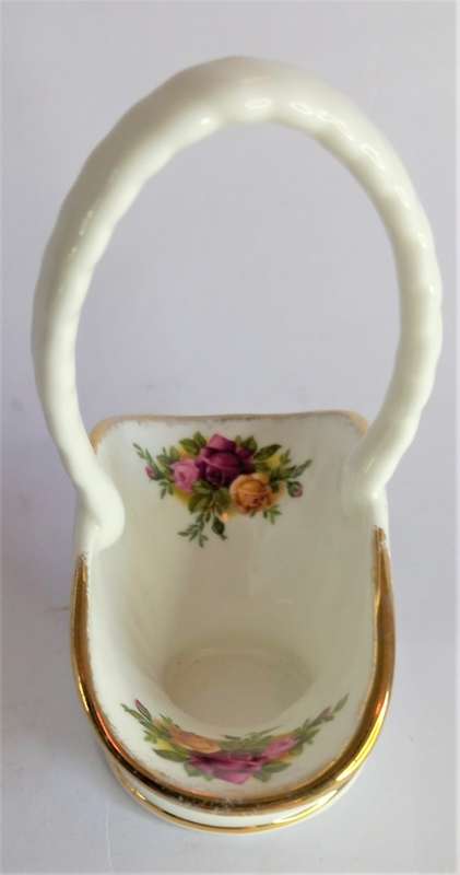 Royal Albert `Old Country Roses`Basket