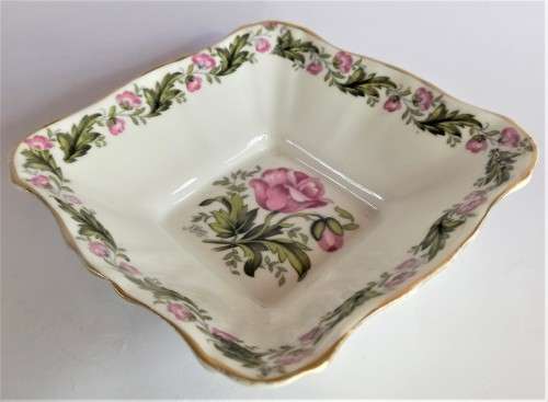 Royal Albert `Cotswold` Bon-Bon Dish