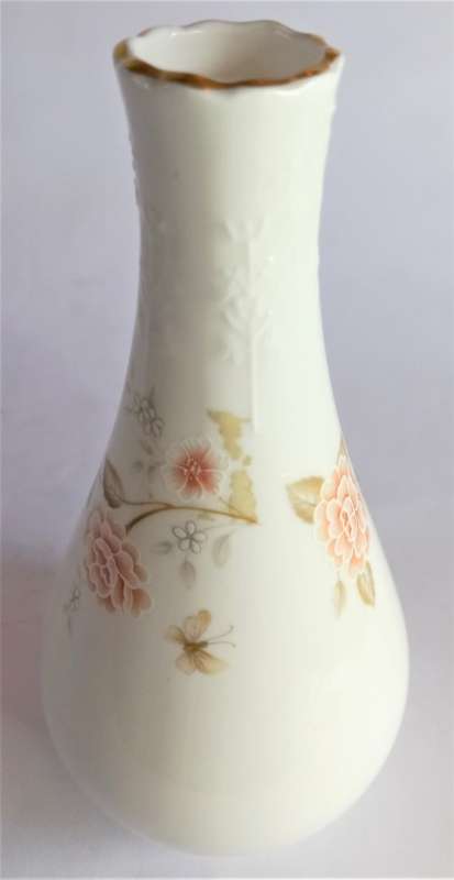 Royal Albert `Autumn Sunlight` Vase *RARE*