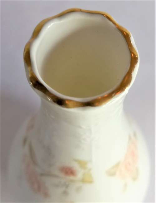 Royal Albert `Autumn Sunlight` Vase *RARE*
