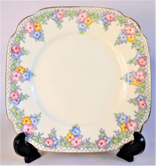 Royal Albert `Trellis` Replacement Plate (3 available)