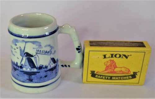 Miniature Delft Beer Mug / Vase