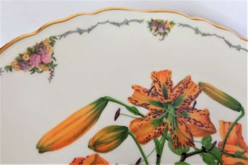 LE Royal Albert `Tiger Lily` Display Plate