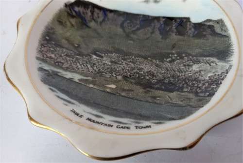 Small Royal Albert `Table Mountain` Dish *RARE*