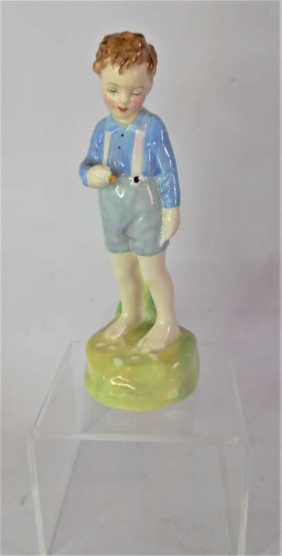 Royal Doulton `She Loves Me Not` Figurine HN2045