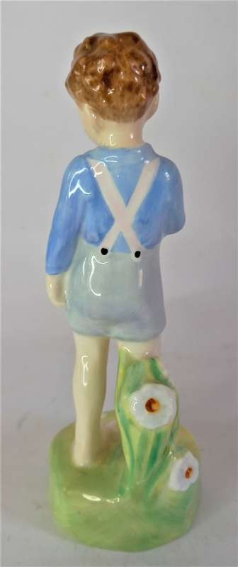 Royal Doulton `She Loves Me Not` Figurine HN2045