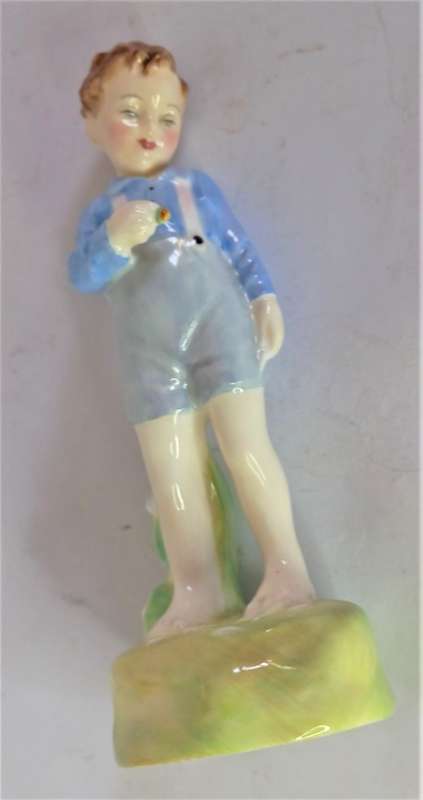 Royal Doulton `She Loves Me Not` Figurine HN2045