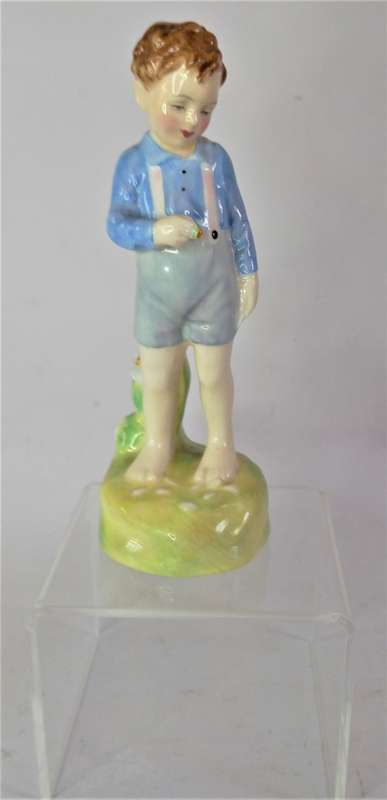 Royal Doulton `She Loves Me Not` Figurine HN2045