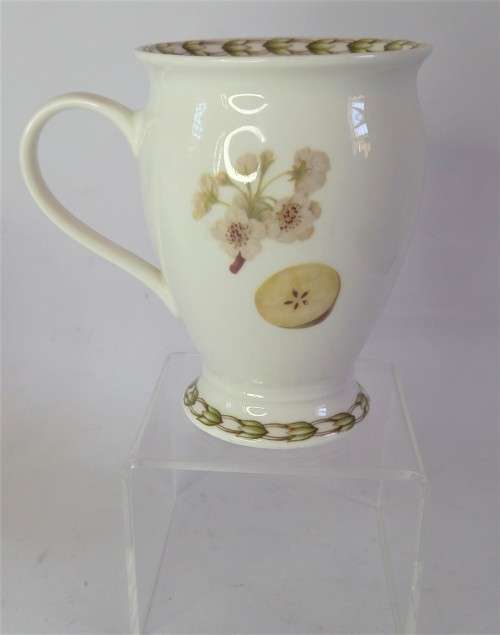 Queen`s `Hooker`s Fruit` Mug (Pears)