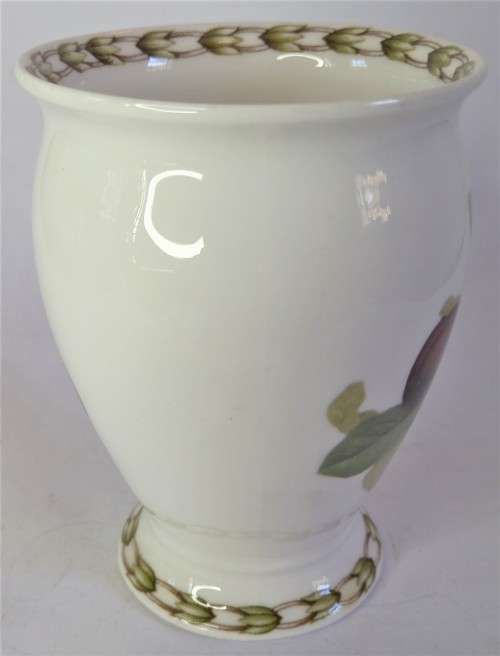 Queen`s `Hooker`s Fruit` Mug (Plums)