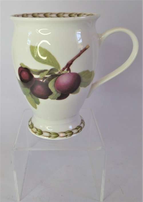 Queen`s `Hooker`s Fruit` Mug (Plums)