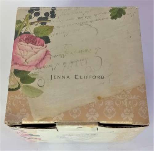 Jenna Clifford Crystal Ring Holder