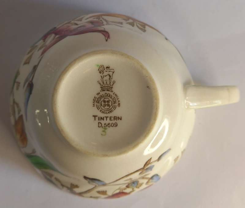 Royal Doulton `Tintern` Tea Duo !!READ!!