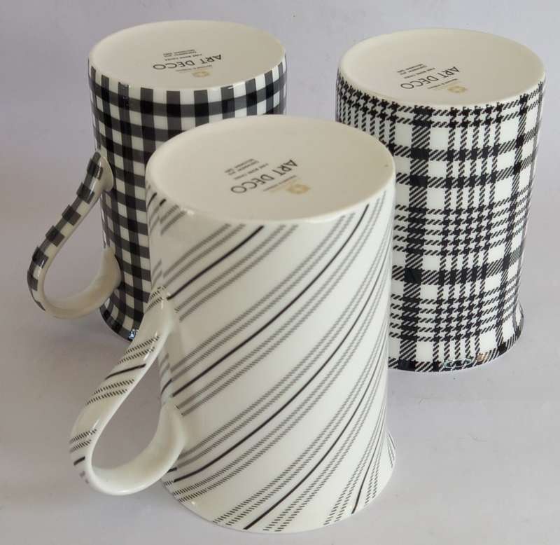 3 x Maxwell and Williams Cashmere `Art Deco` Mugs (job lot)