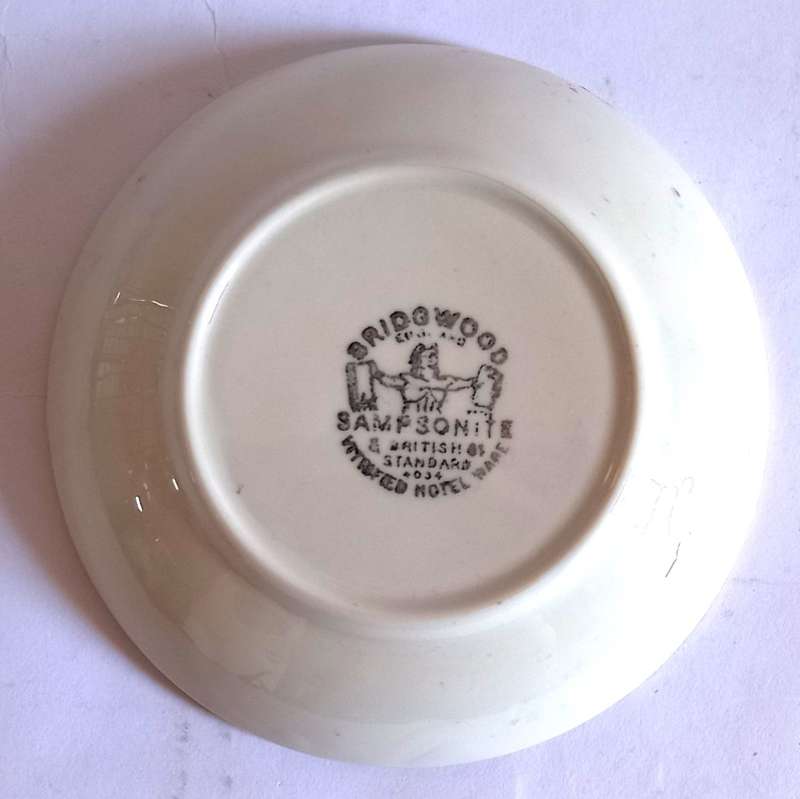 Bridgwood Sampsonite `Charles & Diana` Commemorative Dish