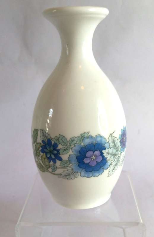 Wedgwood `Clementine` Bud Vase