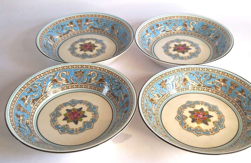 4 x Wedgwood `Florentine` Bowls