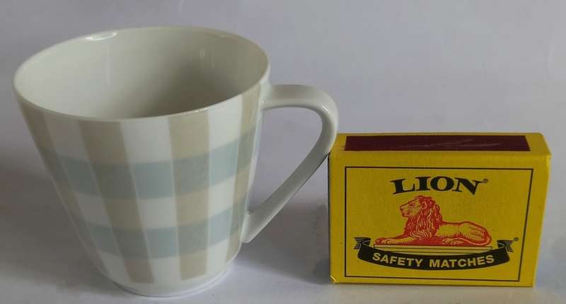 Hutschenreuther `Noblesse` Demitasse Duo
