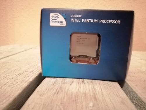 **NEW** Intel G860 3.0GHZ CPU **NEW**