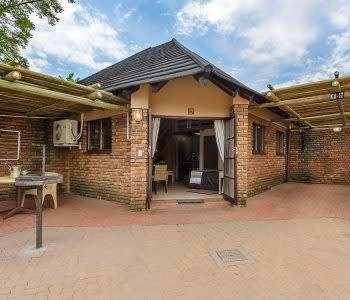 bargain mid week break at Dikhololo ,2 BED 6 SLLEEPER 5 days 4 nights R 2200 FROM 27 AUG TO 31ST AUG