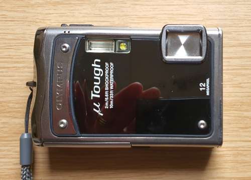 Olympus Tough 8000