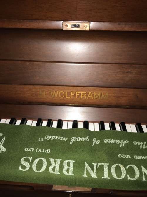 UPRIGHT PIANO H.WOLFFRAMM