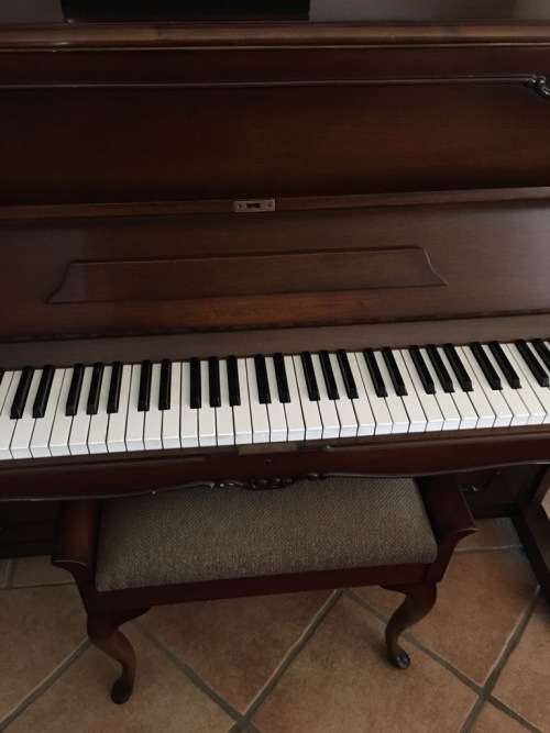 UPRIGHT PIANO H.WOLFFRAMM